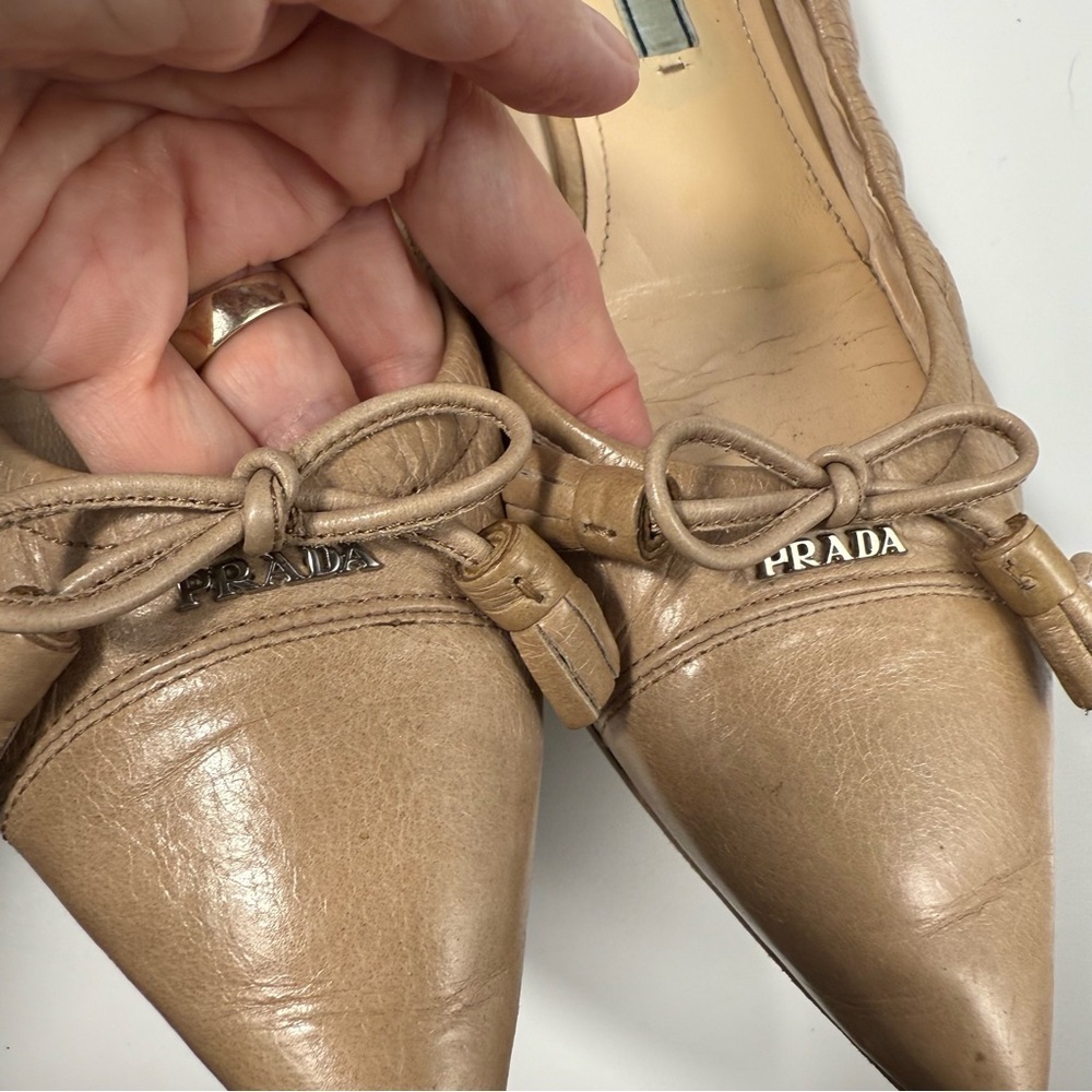 Prada pointed toe beige leather ballet flats with bow tassel 38.5 /8 - Picture 8 of 11